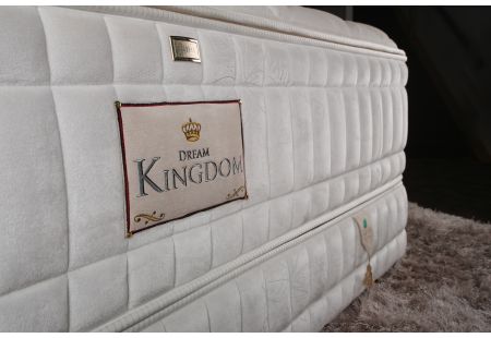 Дизайнерская кровать с матрасом из 100% натурального латекса коллекция &quot;Dream Kingdom&quot;
