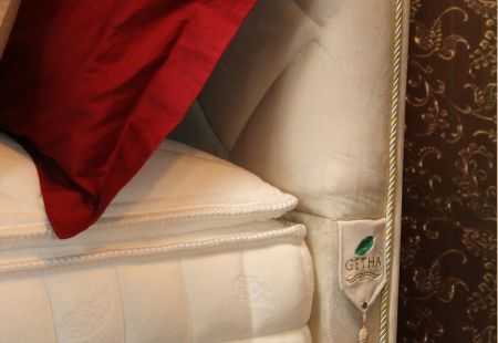 Дизайнерская кровать с матрасом из 100% натурального латекса коллекция &quot;Dream Kingdom&quot;