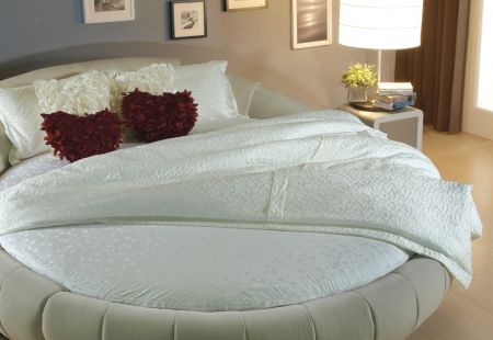 Круглая кровать с матрасом из 100% натурального латекса  &quot;Round Bed Beige&quot;